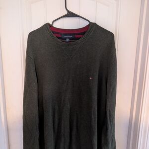 Tommy Hilfiger Men's Green Sweater